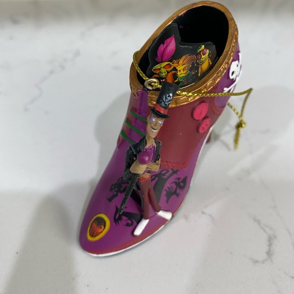 New The Bradford Exchange Disney Villains “Shadow Steppers” Christmas Ornament - Picture 5 of 5